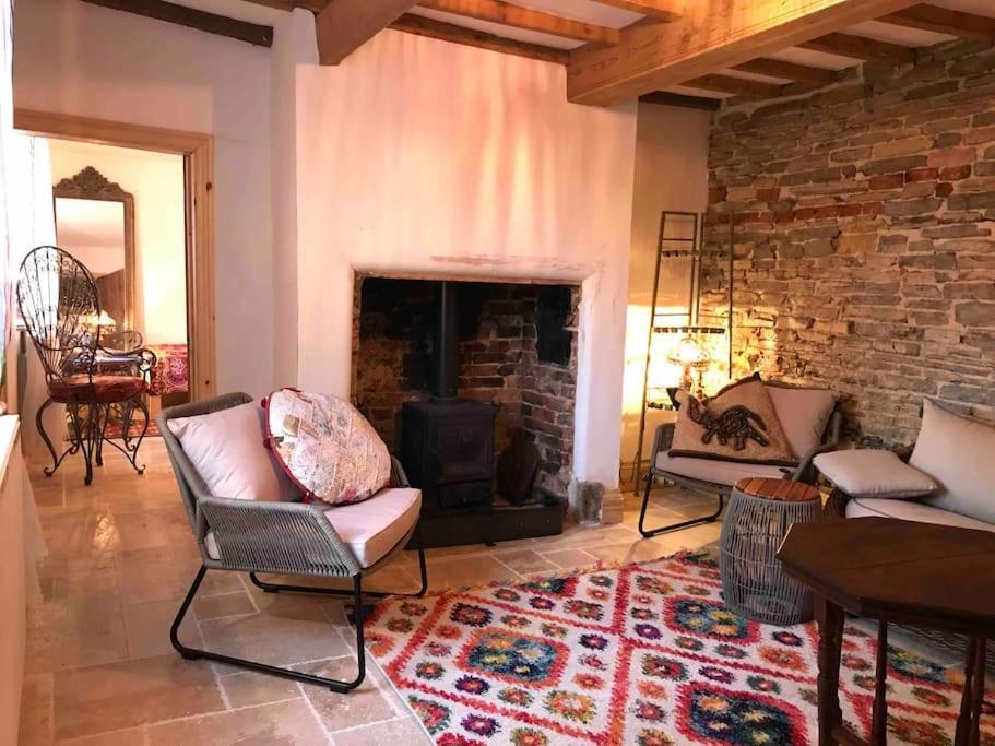 Priory Meadow Cottage Long Bennington Dış mekan fotoğraf